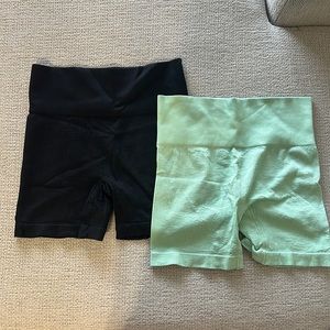 Bundle of two biker shorts